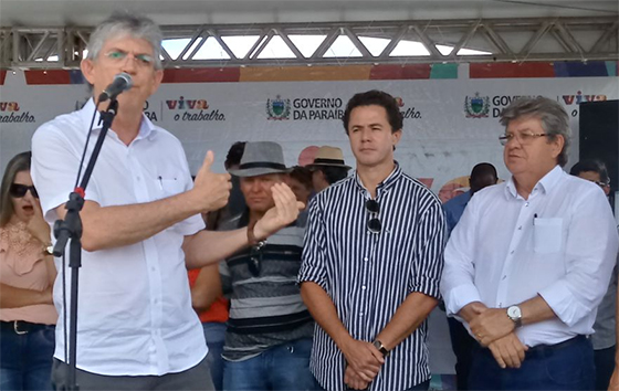 Ricardo Coutinho faz campanha pra João e Veneziano jan2018
